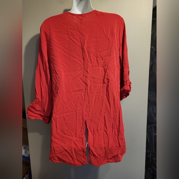 Reitmans Vibrant Red Tunic Top, Size Medium - Picture 2 of 4